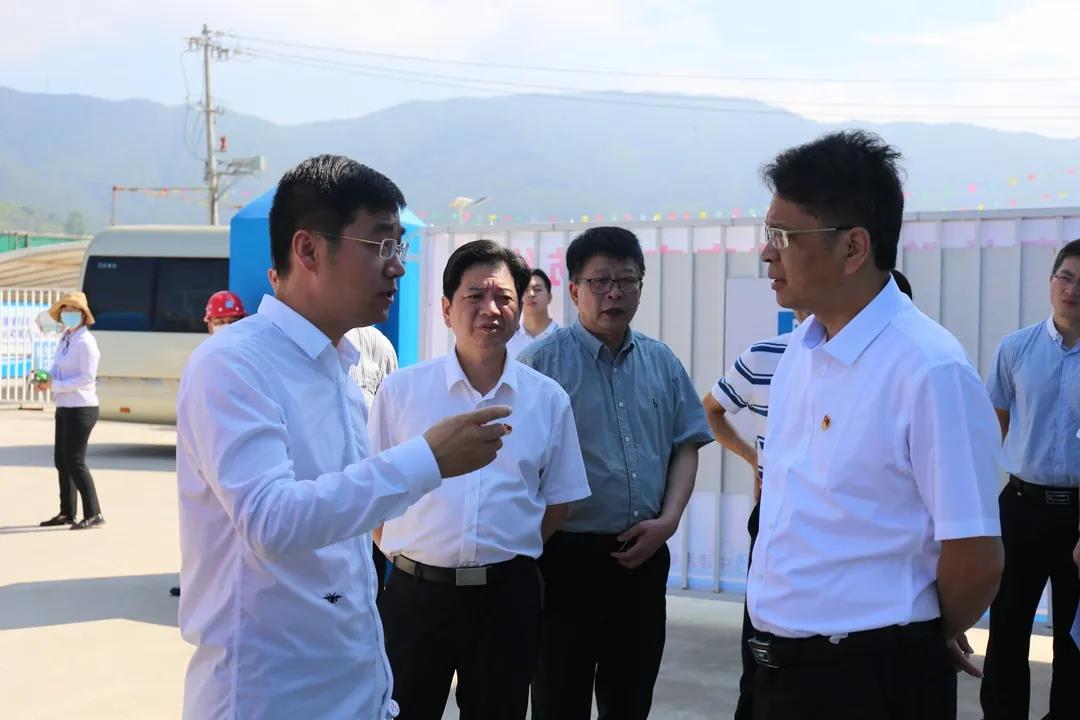 aabe938e09649e016e26c229b5313249